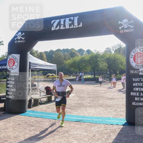 08.09.2024 - Stadtparktriathlon Luisa Fischer http://msf.ph/oto/7032122 08.09.2024 09:44:54 Ziel 23, 54, 88 meine-sportfotos.de