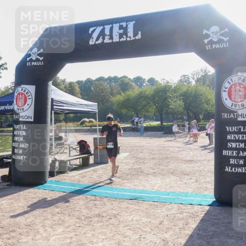 08.09.2024 - Stadtparktriathlon Luisa Fischer http://msf.ph/oto/7032132 08.09.2024 09:45:01 Ziel 23 meine-sportfotos.de