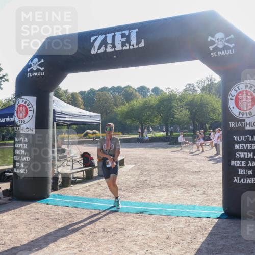 08.09.2024 - Stadtparktriathlon Luisa Fischer http://msf.ph/oto/7032148 08.09.2024 09:46:10 Ziel 45 meine-sportfotos.de