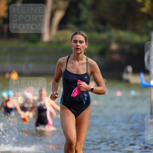 08.09.2024 - Stadtparktriathlon Michael Strokosch http://msf.ph/oto/7032162 08.09.2024 11:14:07 Schwimmen 571, 576, 592, 605, 608, 613, 642, 660 meine-sportfotos.de