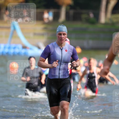 08.09.2024 - Stadtparktriathlon Michael Strokosch http://msf.ph/oto/7032173 08.09.2024 11:14:08 Schwimmen 571, 576, 592, 605, 608, 613, 629, 642, 660 meine-sportfotos.de