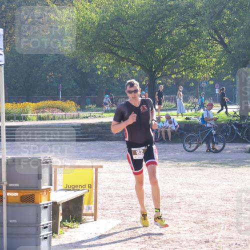 08.09.2024 - Stadtparktriathlon Luisa Fischer http://msf.ph/oto/7032240 08.09.2024 09:47:12 Ziel 82, 89 meine-sportfotos.de