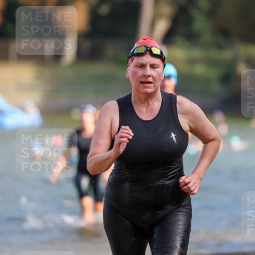 08.09.2024 - Stadtparktriathlon Michael Strokosch http://msf.ph/oto/7032260 08.09.2024 11:14:24 Schwimmen 563, 588, 596, 606, 614, 629 meine-sportfotos.de