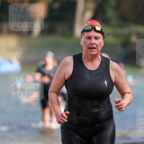 08.09.2024 - Stadtparktriathlon Michael Strokosch http://msf.ph/oto/7032262 08.09.2024 11:14:24 Schwimmen 563, 588, 596, 606, 614, 629 meine-sportfotos.de