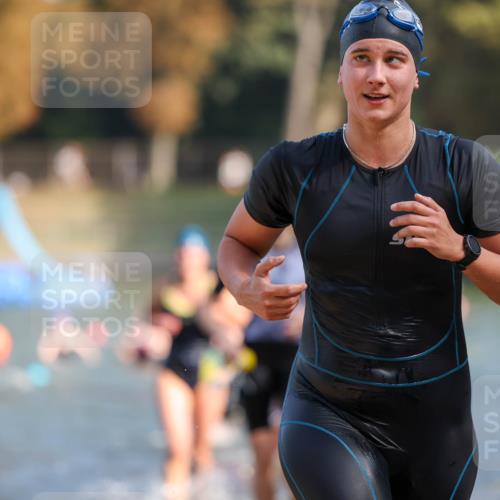 08.09.2024 - Stadtparktriathlon Michael Strokosch http://msf.ph/oto/7032298 08.09.2024 11:14:31 Schwimmen 563, 564, 588, 606, 609, 618, 620, 630, 634 meine-sportfotos.de