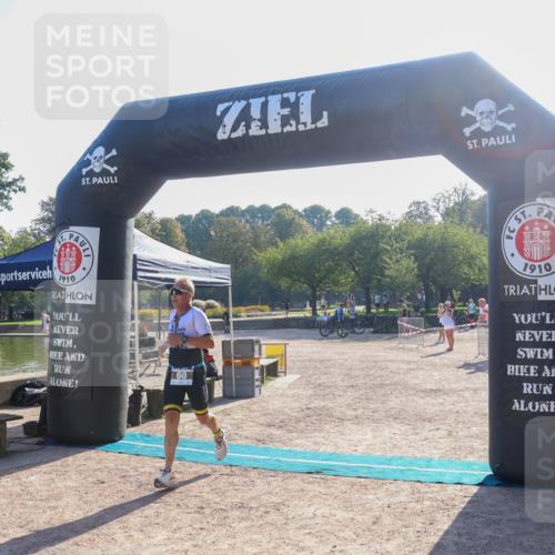 08.09.2024 - Stadtparktriathlon Luisa Fischer http://msf.ph/oto/7032305 08.09.2024 09:48:35 Ziel 60 meine-sportfotos.de