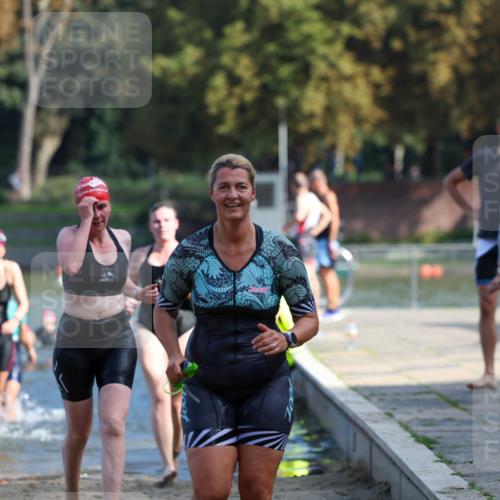 08.09.2024 - Stadtparktriathlon Michael Strokosch http://msf.ph/oto/7032326 08.09.2024 11:14:38 Schwimmen 564, 573, 609, 618, 620, 630, 634 meine-sportfotos.de