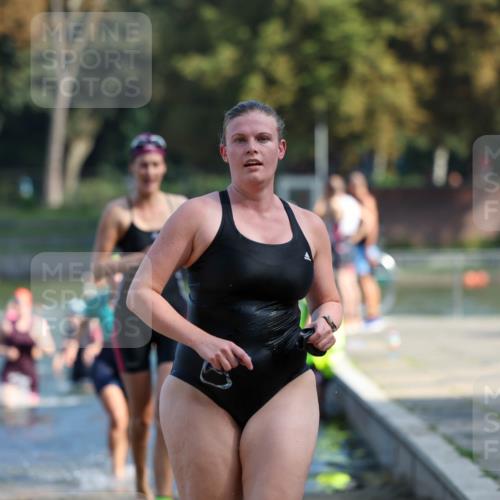 08.09.2024 - Stadtparktriathlon Michael Strokosch http://msf.ph/oto/7032349 08.09.2024 11:14:42 Schwimmen 564, 573, 589, 609, 618, 630, 634, 661 meine-sportfotos.de