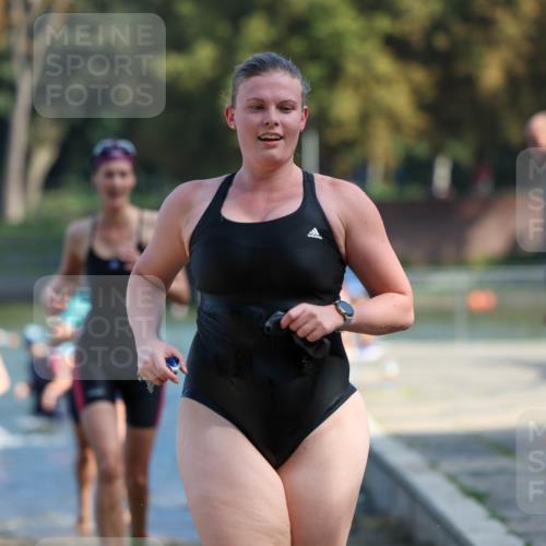 08.09.2024 - Stadtparktriathlon Michael Strokosch http://msf.ph/oto/7032351 08.09.2024 11:14:42 Schwimmen 564, 573, 589, 609, 618, 630, 634, 661 meine-sportfotos.de