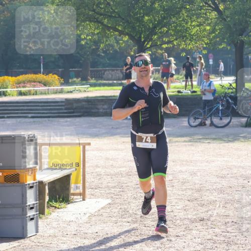 08.09.2024 - Stadtparktriathlon Luisa Fischer http://msf.ph/oto/7032361 08.09.2024 09:49:39 Ziel 61, 74 meine-sportfotos.de