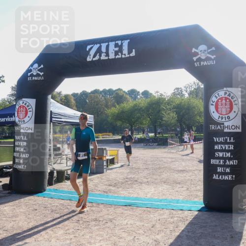 08.09.2024 - Stadtparktriathlon Luisa Fischer http://msf.ph/oto/7032386 08.09.2024 09:49:45 Ziel 30, 61, 72, 74 meine-sportfotos.de