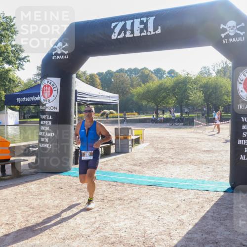 08.09.2024 - Stadtparktriathlon Luisa Fischer http://msf.ph/oto/7032397 08.09.2024 09:49:51 Ziel 30, 61, 72 meine-sportfotos.de