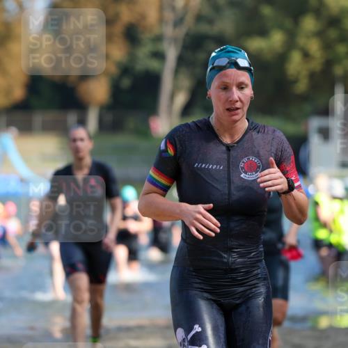 08.09.2024 - Stadtparktriathlon Michael Strokosch http://msf.ph/oto/7032409 08.09.2024 11:14:54 Schwimmen 573, 589, 590, 610, 612, 627, 638, 649, 661 meine-sportfotos.de