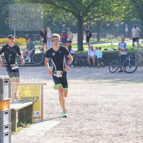 08.09.2024 - Stadtparktriathlon Luisa Fischer http://msf.ph/oto/7032428 08.09.2024 09:50:40 Ziel 6, 92 meine-sportfotos.de