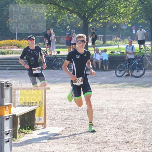 08.09.2024 - Stadtparktriathlon Luisa Fischer http://msf.ph/oto/7032430 08.09.2024 09:50:41 Ziel 6, 92 meine-sportfotos.de