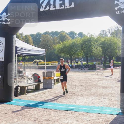 08.09.2024 - Stadtparktriathlon Luisa Fischer http://msf.ph/oto/7032461 08.09.2024 09:50:58 Ziel 55 meine-sportfotos.de