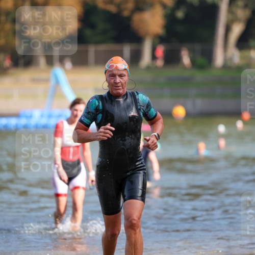 08.09.2024 - Stadtparktriathlon Michael Strokosch http://msf.ph/oto/7032490 08.09.2024 11:15:07 Schwimmen 570, 580, 638, 662 meine-sportfotos.de