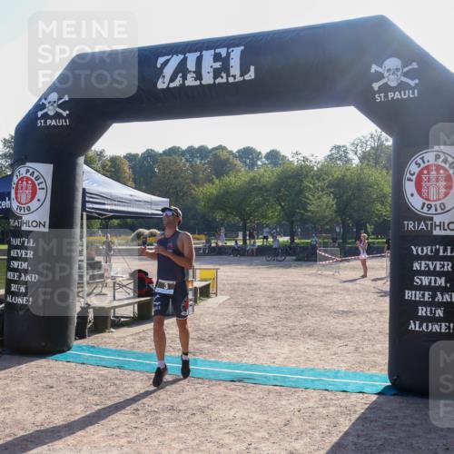 08.09.2024 - Stadtparktriathlon Luisa Fischer http://msf.ph/oto/7032493 08.09.2024 09:51:13 Ziel 3 meine-sportfotos.de