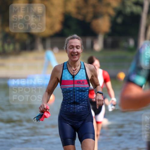 08.09.2024 - Stadtparktriathlon Michael Strokosch http://msf.ph/oto/7032505 08.09.2024 11:15:10 Schwimmen 570, 580, 662 meine-sportfotos.de