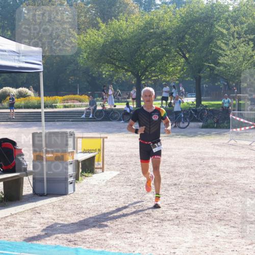 08.09.2024 - Stadtparktriathlon Luisa Fischer http://msf.ph/oto/7032511 08.09.2024 09:51:18 Ziel 3, 14 meine-sportfotos.de