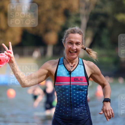 08.09.2024 - Stadtparktriathlon Michael Strokosch http://msf.ph/oto/7032519 08.09.2024 11:15:11 Schwimmen 570, 580, 662 meine-sportfotos.de