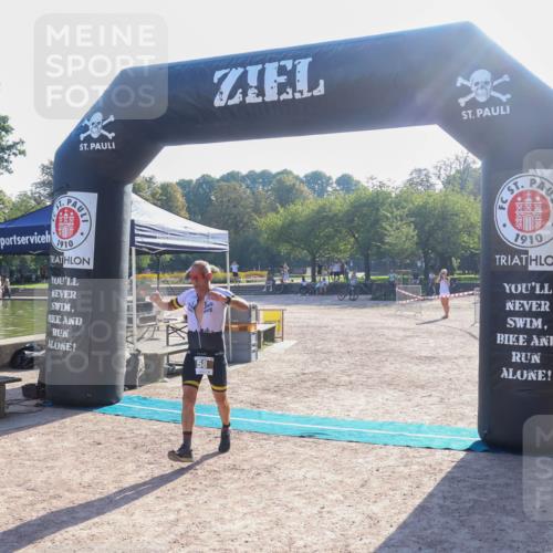 08.09.2024 - Stadtparktriathlon Luisa Fischer http://msf.ph/oto/7032537 08.09.2024 09:51:42 Ziel 58 meine-sportfotos.de