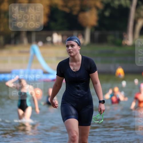 08.09.2024 - Stadtparktriathlon Michael Strokosch http://msf.ph/oto/7032543 08.09.2024 11:15:22 Schwimmen 622, 643 meine-sportfotos.de