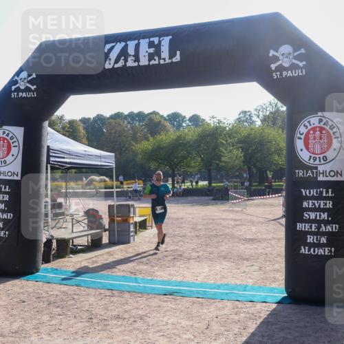 08.09.2024 - Stadtparktriathlon Luisa Fischer http://msf.ph/oto/7032576 08.09.2024 09:52:22 Ziel 67 meine-sportfotos.de
