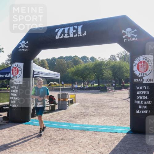 08.09.2024 - Stadtparktriathlon Luisa Fischer http://msf.ph/oto/7032586 08.09.2024 09:52:23 Ziel 67 meine-sportfotos.de