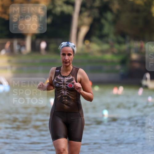 08.09.2024 - Stadtparktriathlon Michael Strokosch http://msf.ph/oto/7032644 08.09.2024 11:15:50 Schwimmen 577 meine-sportfotos.de