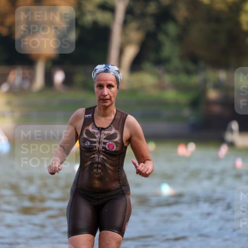 08.09.2024 - Stadtparktriathlon Michael Strokosch http://msf.ph/oto/7032648 08.09.2024 11:15:51 Schwimmen 577 meine-sportfotos.de