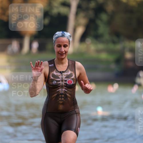 08.09.2024 - Stadtparktriathlon Michael Strokosch http://msf.ph/oto/7032653 08.09.2024 11:15:51 Schwimmen 577 meine-sportfotos.de