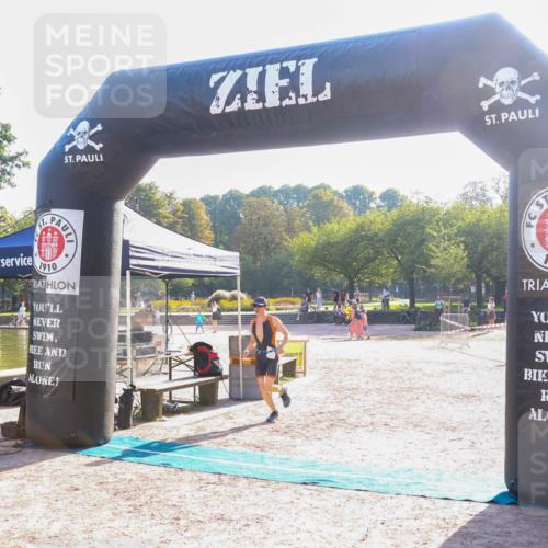 08.09.2024 - Stadtparktriathlon Luisa Fischer http://msf.ph/oto/7032671 08.09.2024 09:53:20 Ziel 106, 120, 158 meine-sportfotos.de