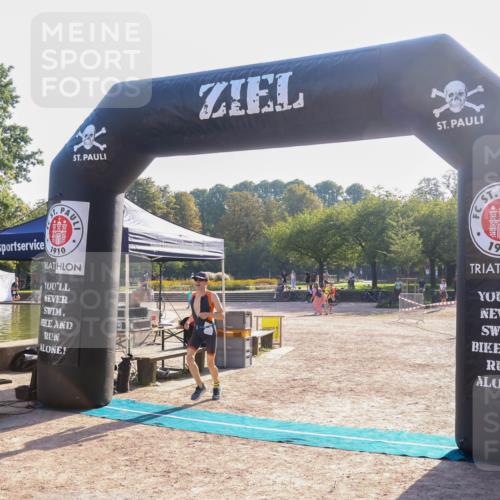 08.09.2024 - Stadtparktriathlon Luisa Fischer http://msf.ph/oto/7032674 08.09.2024 09:53:20 Ziel 106, 120, 158 meine-sportfotos.de