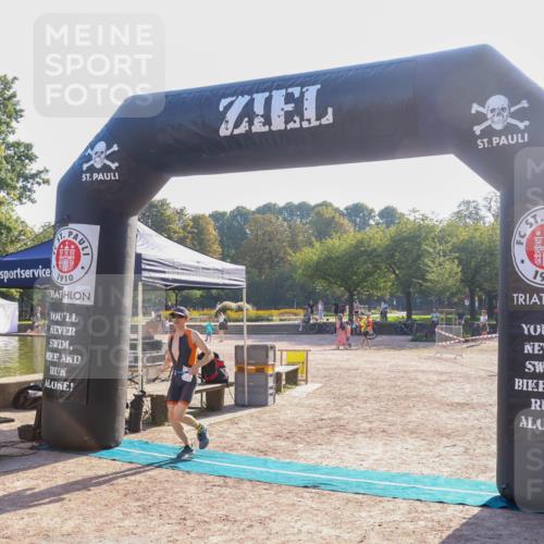 08.09.2024 - Stadtparktriathlon Luisa Fischer http://msf.ph/oto/7032676 08.09.2024 09:53:21 Ziel 106, 120, 158 meine-sportfotos.de