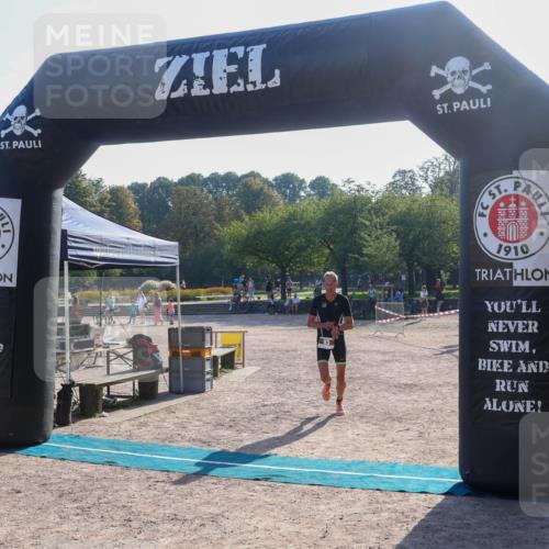 08.09.2024 - Stadtparktriathlon Luisa Fischer http://msf.ph/oto/7032686 08.09.2024 09:53:28 Ziel 93 meine-sportfotos.de