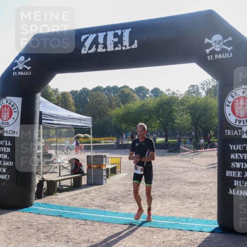 08.09.2024 - Stadtparktriathlon Luisa Fischer http://msf.ph/oto/7032690 08.09.2024 09:53:29 Ziel 93 meine-sportfotos.de