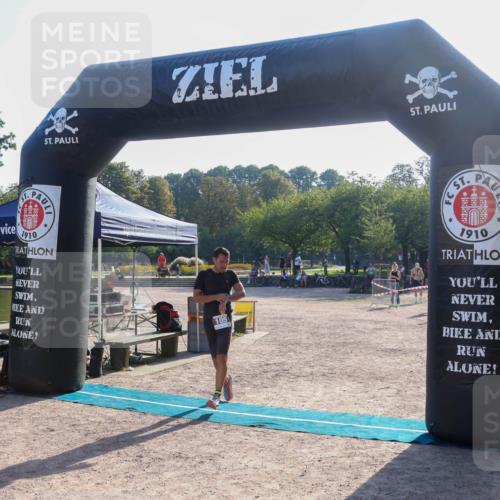 08.09.2024 - Stadtparktriathlon Luisa Fischer http://msf.ph/oto/7032726 08.09.2024 09:54:12 Ziel 105 meine-sportfotos.de