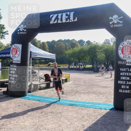 08.09.2024 - Stadtparktriathlon Luisa Fischer http://msf.ph/oto/7032762 08.09.2024 09:55:27 Ziel 107 meine-sportfotos.de