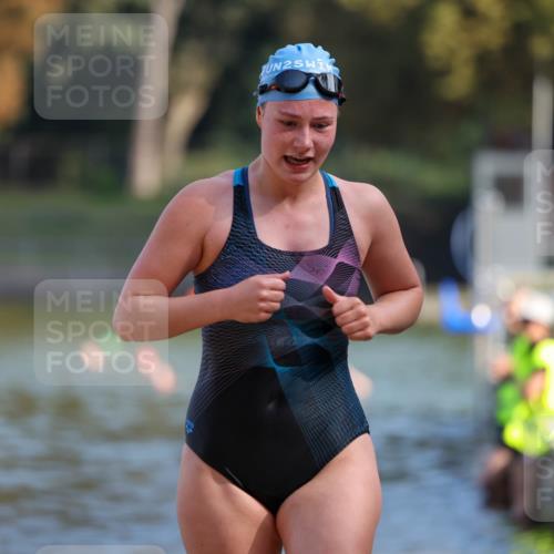 08.09.2024 - Stadtparktriathlon Michael Strokosch http://msf.ph/oto/7032776 08.09.2024 11:16:46 Schwimmen 658 meine-sportfotos.de