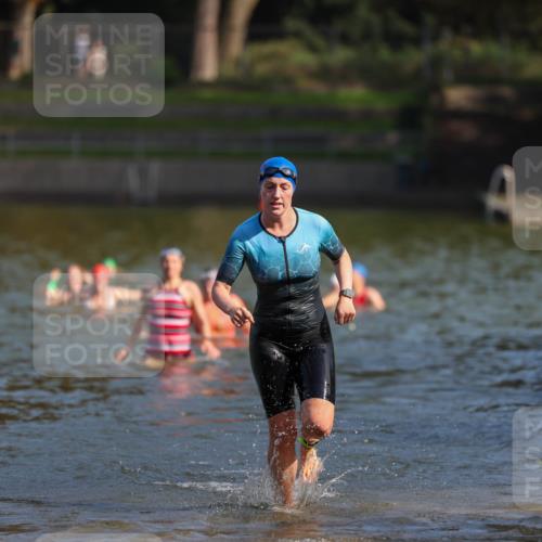 08.09.2024 - Stadtparktriathlon Michael Strokosch http://msf.ph/oto/7032786 08.09.2024 11:17:05 Schwimmen 625, 645 meine-sportfotos.de