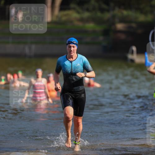 08.09.2024 - Stadtparktriathlon Michael Strokosch http://msf.ph/oto/7032791 08.09.2024 11:17:05 Schwimmen 625, 645 meine-sportfotos.de