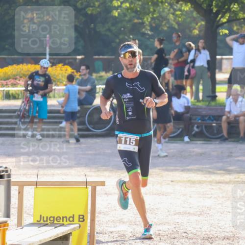 08.09.2024 - Stadtparktriathlon Luisa Fischer http://msf.ph/oto/7032808 08.09.2024 09:56:00 Ziel 115 meine-sportfotos.de