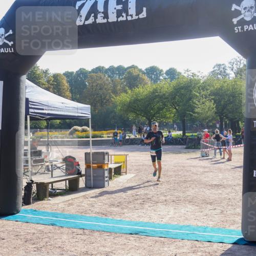 08.09.2024 - Stadtparktriathlon Luisa Fischer http://msf.ph/oto/7032817 08.09.2024 09:56:02 Ziel 115 meine-sportfotos.de