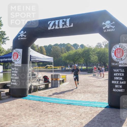 08.09.2024 - Stadtparktriathlon Luisa Fischer http://msf.ph/oto/7032819 08.09.2024 09:56:02 Ziel 115 meine-sportfotos.de