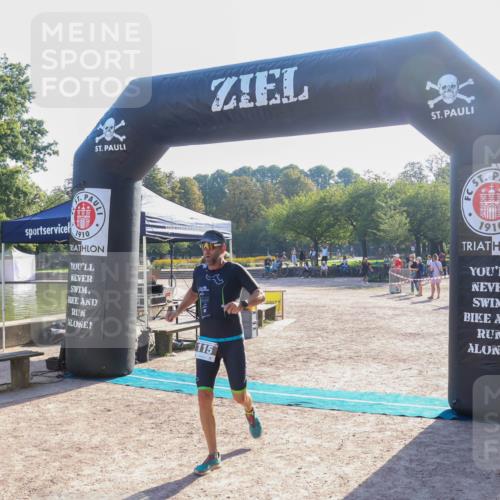 08.09.2024 - Stadtparktriathlon Luisa Fischer http://msf.ph/oto/7032834 08.09.2024 09:56:05 Ziel 115 meine-sportfotos.de