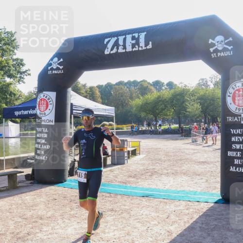 08.09.2024 - Stadtparktriathlon Luisa Fischer http://msf.ph/oto/7032836 08.09.2024 09:56:05 Ziel 115 meine-sportfotos.de