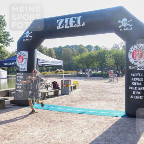 08.09.2024 - Stadtparktriathlon Luisa Fischer http://msf.ph/oto/7032858 08.09.2024 09:56:15 Ziel 90 meine-sportfotos.de