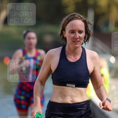 08.09.2024 - Stadtparktriathlon Michael Strokosch http://msf.ph/oto/7032909 08.09.2024 11:17:41 Schwimmen 582, 597, 617 meine-sportfotos.de