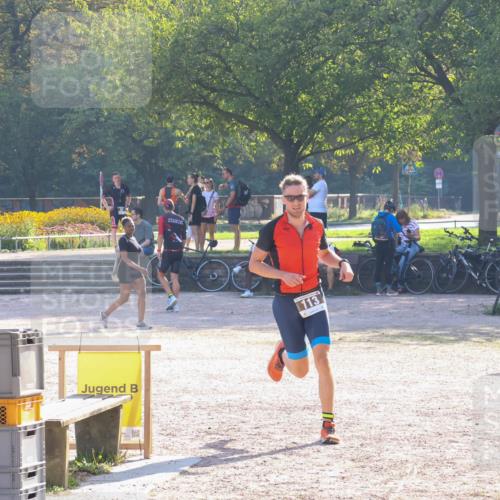 08.09.2024 - Stadtparktriathlon Luisa Fischer http://msf.ph/oto/7032926 08.09.2024 09:57:41 Ziel 113, 127 meine-sportfotos.de